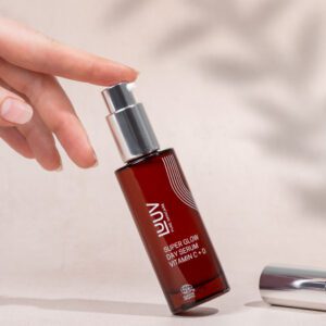 "Super Glow" Päevaseerum C + D Vitamiiniga (COSMOS) 30ml