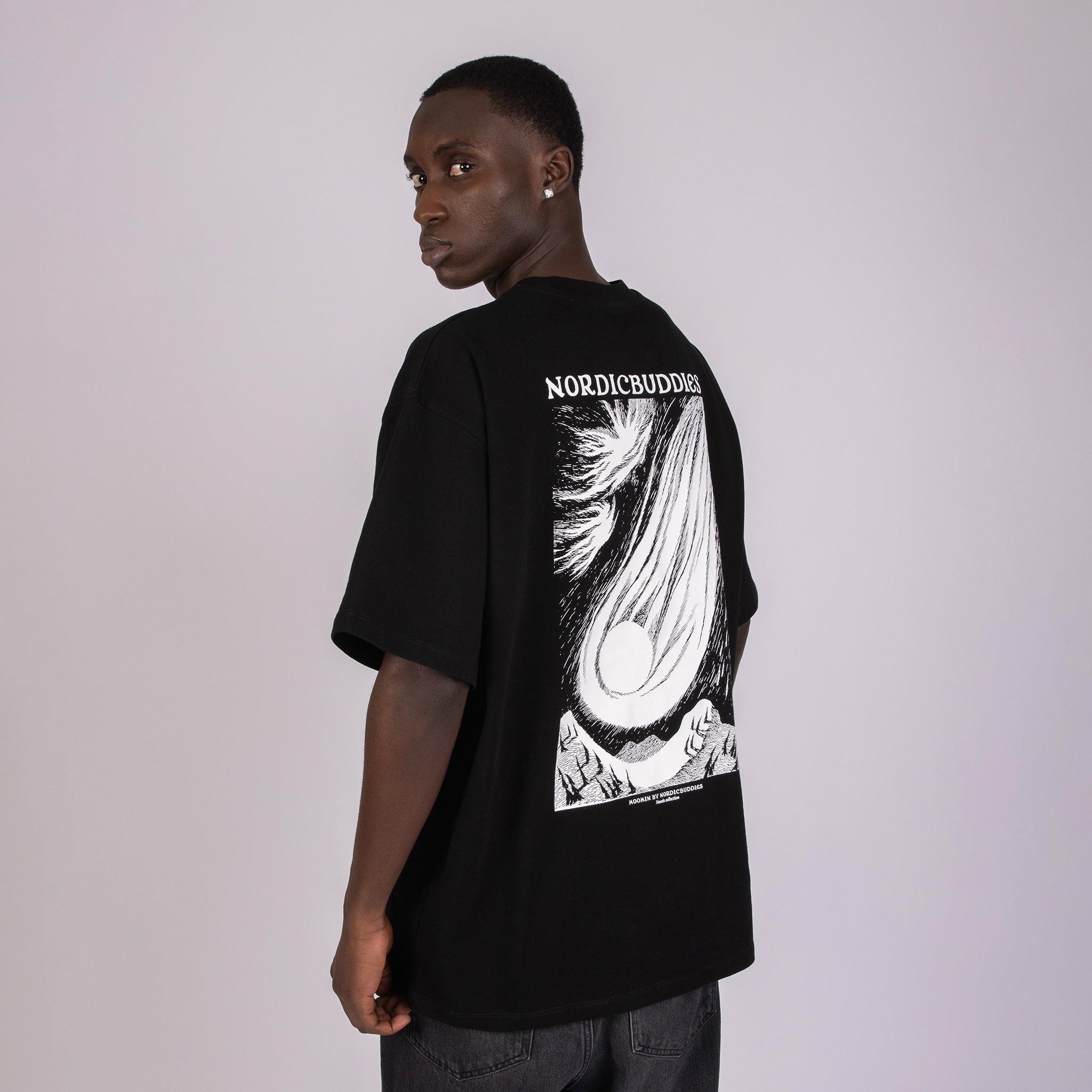 Muumi "Novels" Unisex T-särk - Must