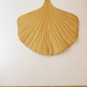 Orgaanilisest Puuvillast ja Sametist Hõlmikpuulehe Kujuline Mängumatt - Kollane